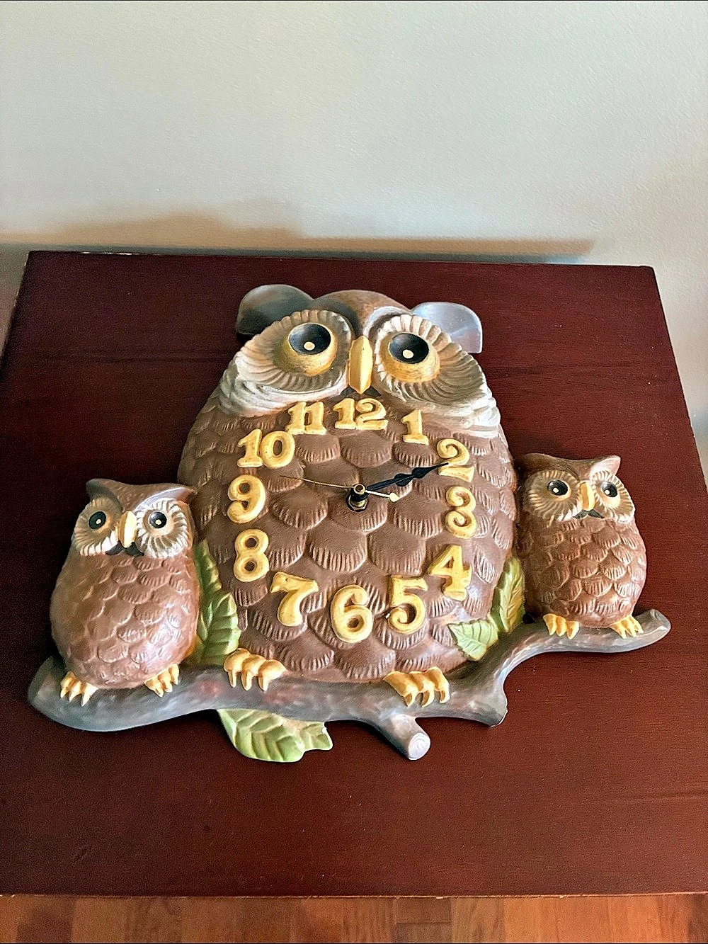 Arnels vintage ceramic Owl Wall Clock Brown & Green *Read Description
